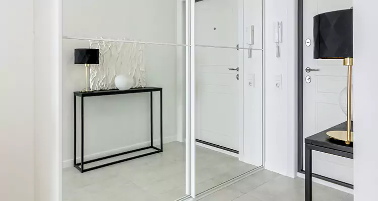 Mirrored Bifold Closet Doors Repair in Bellview, FL