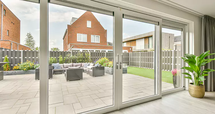 Best Sliding Screen Door Replacement Company in Bellview, FL